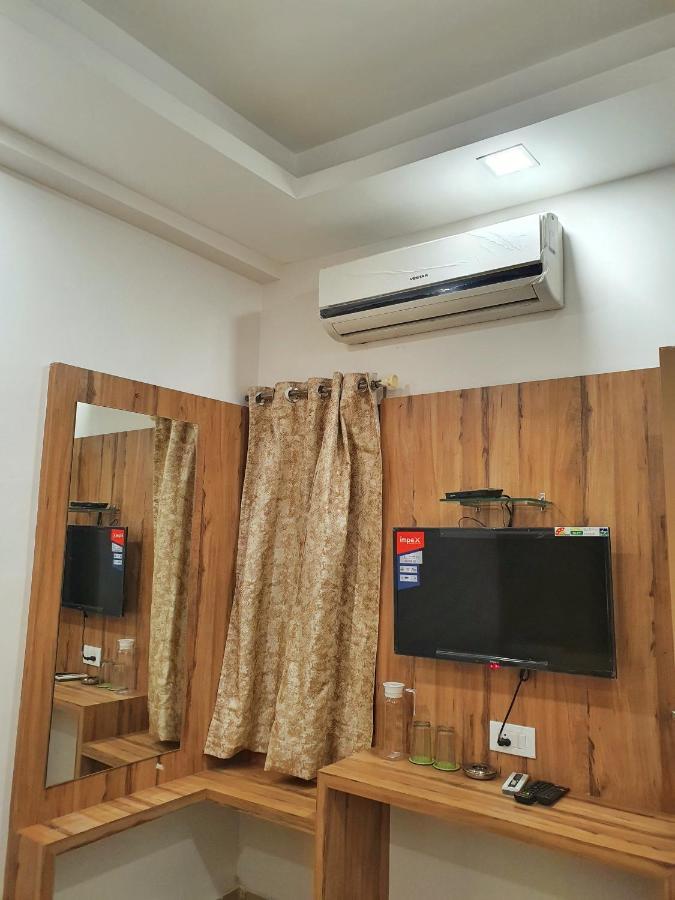 Stay Court - Business Class Hotel - Near Central Railway Station Chennai Dış mekan fotoğraf