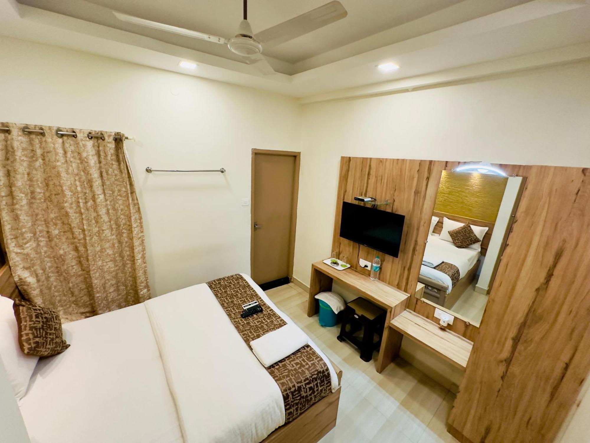 Stay Court - Business Class Hotel - Near Central Railway Station Chennai Dış mekan fotoğraf